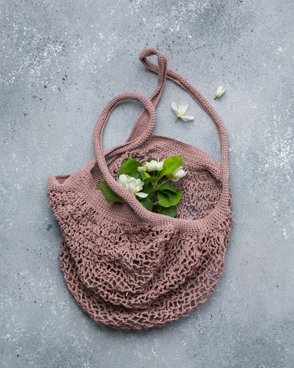 Pink crochet flower bag design inspiration